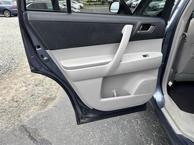 2011 Toyota Highlander SE   - Photo 18 - Toms River, NJ 08753