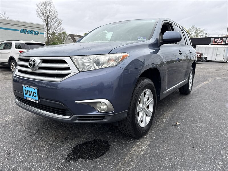 2011 Toyota Highlander SE   - Photo 1 - Toms River, NJ 08753
