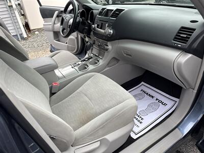 2011 Toyota Highlander SE   - Photo 11 - Toms River, NJ 08753