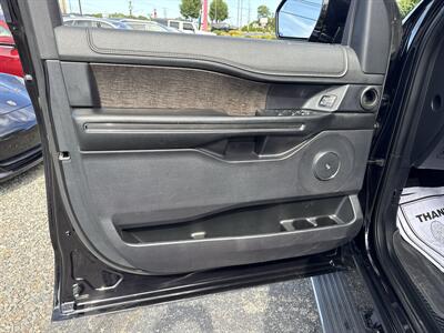 2019 Ford Expedition MAX Limited   - Photo 18 - Toms River, NJ 08753