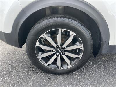 2017 Kia Sportage EX - Photo 9 - Toms River, NJ 08753