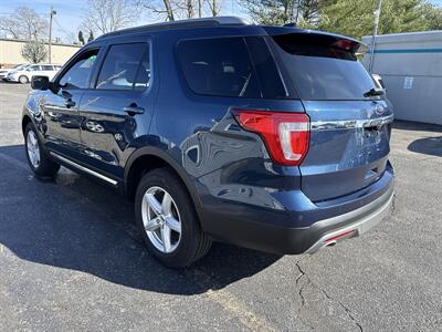 2017 Ford Explorer XLT   - Photo 4 - Toms River, NJ 08753