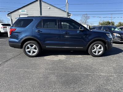 2017 Ford Explorer XLT   - Photo 6 - Toms River, NJ 08753