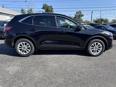 2020 Ford Escape SE   - Photo 6 - Toms River, NJ 08753