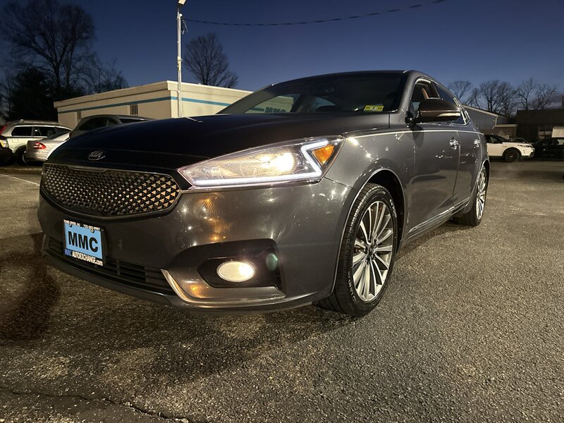2017 Kia Cadenza Limited   - Photo 1 - Toms River, NJ 08753