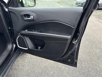 2019 Jeep Compass Latitude   - Photo 14 - Toms River, NJ 08753