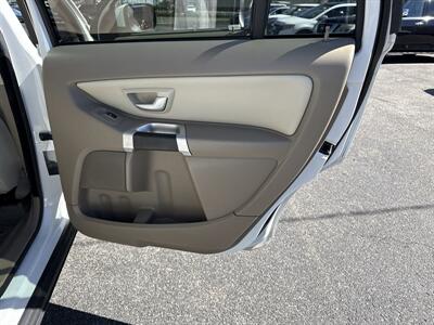 2010 Volvo XC90 3.2   - Photo 15 - Toms River, NJ 08753