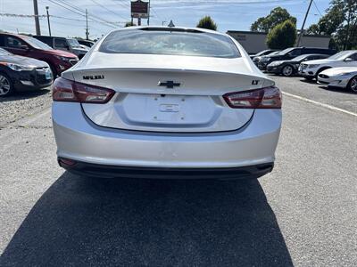 2019 Chevrolet Malibu LT   - Photo 8 - Toms River, NJ 08753