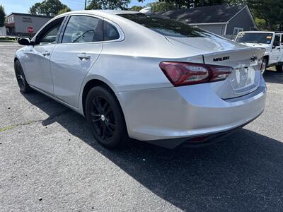 2019 Chevrolet Malibu LT   - Photo 4 - Toms River, NJ 08753