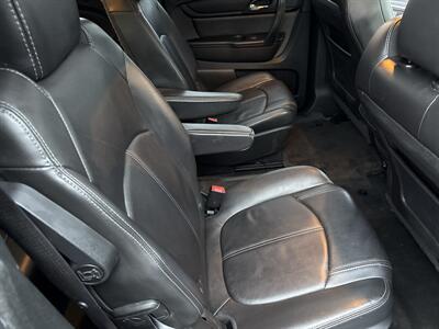 2017 Chevrolet Traverse LT   - Photo 12 - Toms River, NJ 08753