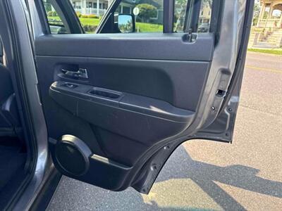 2012 Jeep Liberty Sport   - Photo 16 - Toms River, NJ 08753