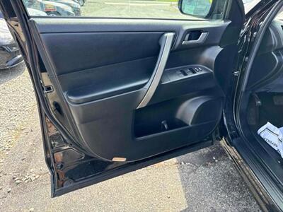 2012 Toyota Highlander SE - Photo 19 - Toms River, NJ 08753