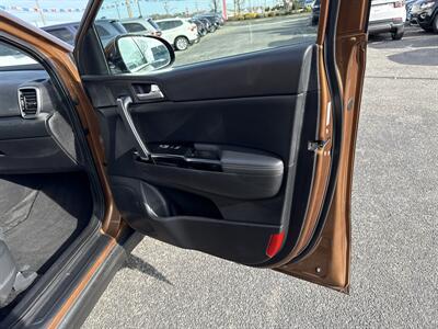 2020 Kia Sportage EX Premium - Photo 13 - Toms River, NJ 08753