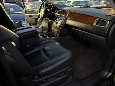 2012 Chevrolet Avalanche LT   - Photo 11 - Toms River, NJ 08753