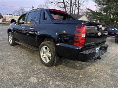 2012 Chevrolet Avalanche LT   - Photo 4 - Toms River, NJ 08753