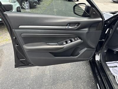2021 Nissan Altima 2.5 SV   - Photo 15 - Toms River, NJ 08753