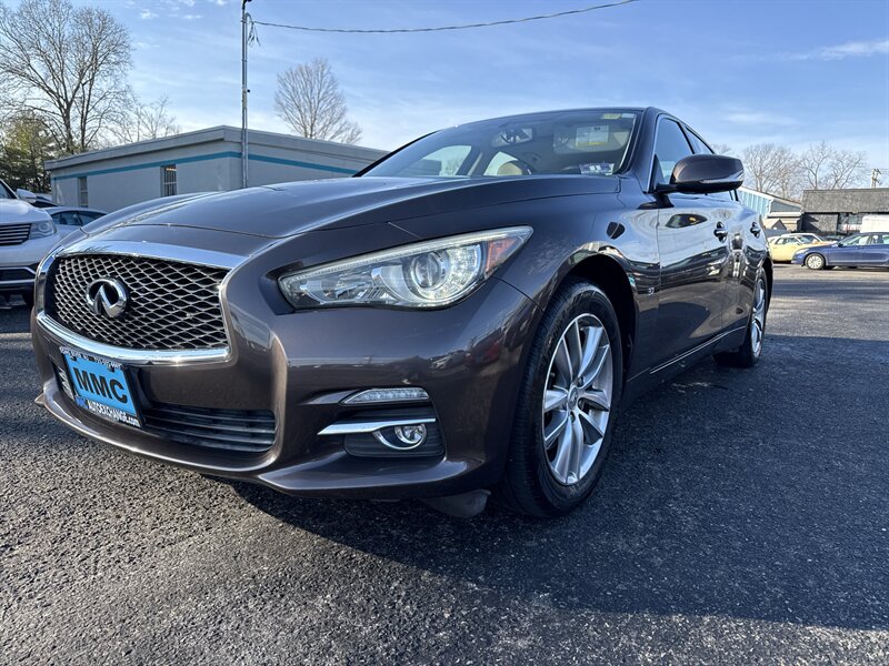 2014 INFINITI Q50 Premium  