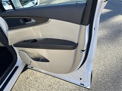 2017 Lincoln MKX Reserve   - Photo 15 - Toms River, NJ 08753