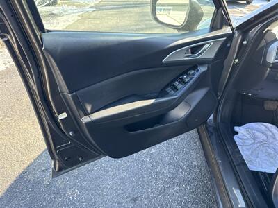 2017 Mazda Mazda3 Sport   - Photo 16 - Toms River, NJ 08753