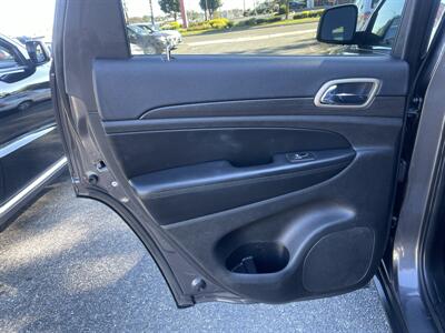 2015 Jeep Grand Cherokee Laredo   - Photo 14 - Toms River, NJ 08753