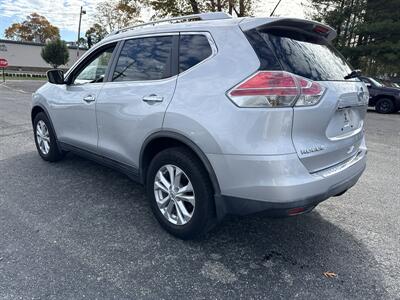 2015 Nissan Rogue SV - Photo 4 - Toms River, NJ 08753