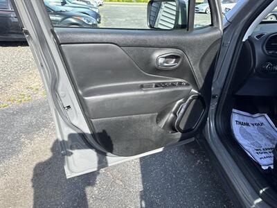 2020 Jeep Renegade Altitude   - Photo 16 - Toms River, NJ 08753