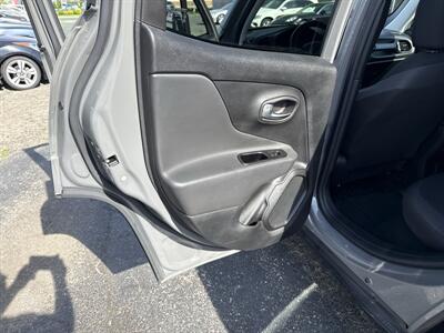 2020 Jeep Renegade Altitude   - Photo 17 - Toms River, NJ 08753