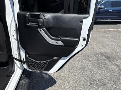 2013 Jeep Wrangler Unlimited Sahara - Photo 15 - Toms River, NJ 08753