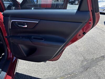 2017 Nissan Altima 2.5 SV - Photo 14 - Toms River, NJ 08753