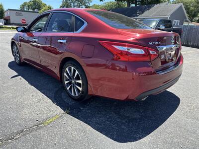 2017 Nissan Altima 2.5 SV - Photo 4 - Toms River, NJ 08753