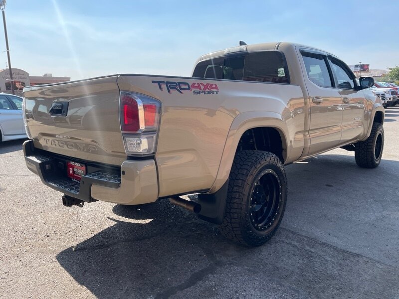 2020 Toyota Tacoma TRD Sport photo 18