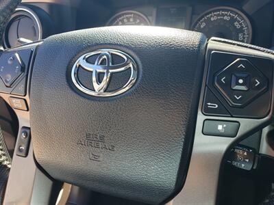 2016 Toyota Tacoma TRD Off-Road   - Photo 10 - Saint George, UT 84770