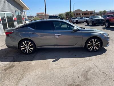 2020 Nissan Altima 2.5 Platinum   - Photo 17 - Saint George, UT 84770