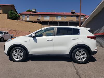 2018 Kia Sportage LX   - Photo 2 - Saint George, UT 84770