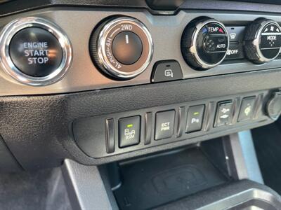 2016 Toyota Tacoma SR5 V6   - Photo 9 - Saint George, UT 84770