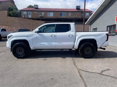 2024 Toyota Tacoma SR5   - Photo 2 - Saint George, UT 84770