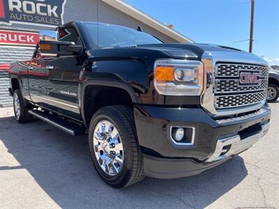 2019 GMC Sierra 2500 Denali   - Photo 19 - Saint George, UT 84770