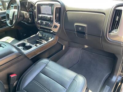 2019 GMC Sierra 2500 Denali   - Photo 18 - Saint George, UT 84770