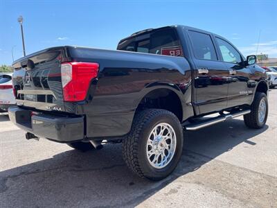 2018 Nissan Titan SL  - Lifted - Photo 6 - Saint George, UT 84770