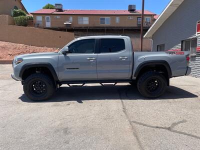 2020 Toyota Tacoma TRD Off-Road   - Photo 2 - Saint George, UT 84770