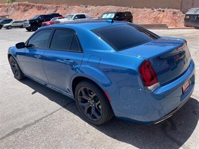 2020 Chrysler 300 Series Touring   - Photo 3 - Saint George, UT 84770