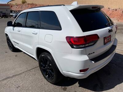 2021 Jeep Grand Cherokee Laredo X  - Altitude - Photo 3 - Saint George, UT 84770