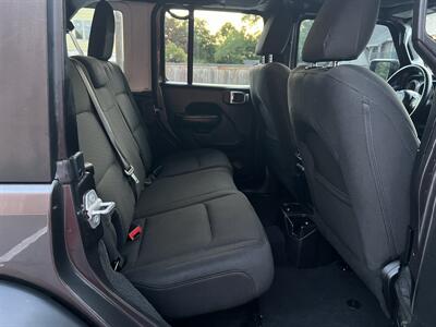 2018 Jeep Wrangler Unlimited Sport   - Photo 7 - Tulsa, OK 74112