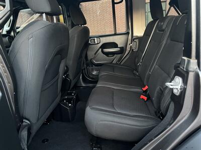 2018 Jeep Wrangler Unlimited Sport   - Photo 6 - Tulsa, OK 74112