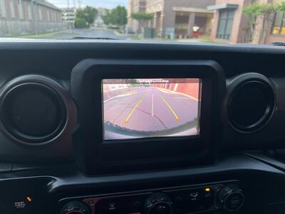 2018 Jeep Wrangler Unlimited Sport   - Photo 14 - Tulsa, OK 74112