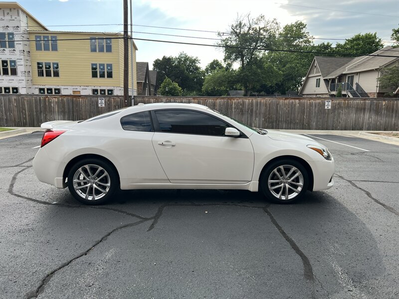 2012 Nissan Altima 3.5 SR   - Photo 1 - Tulsa, OK 74112