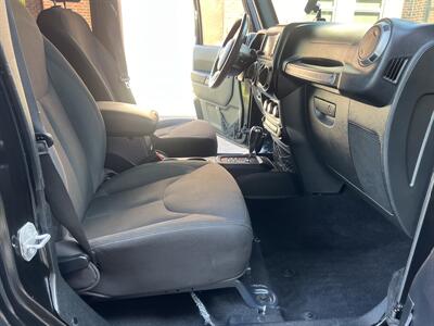 2014 Jeep Wrangler Unlimited Sport   - Photo 9 - Tulsa, OK 74112