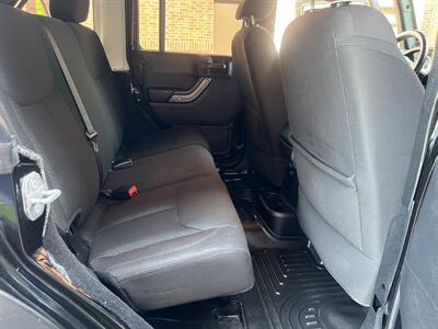2014 Jeep Wrangler Unlimited Sport   - Photo 7 - Tulsa, OK 74112