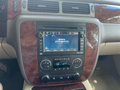 2011 Chevrolet Tahoe LTZ   - Photo 12 - Tulsa, OK 74112