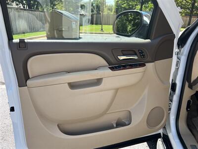2011 Chevrolet Tahoe LTZ   - Photo 10 - Tulsa, OK 74112